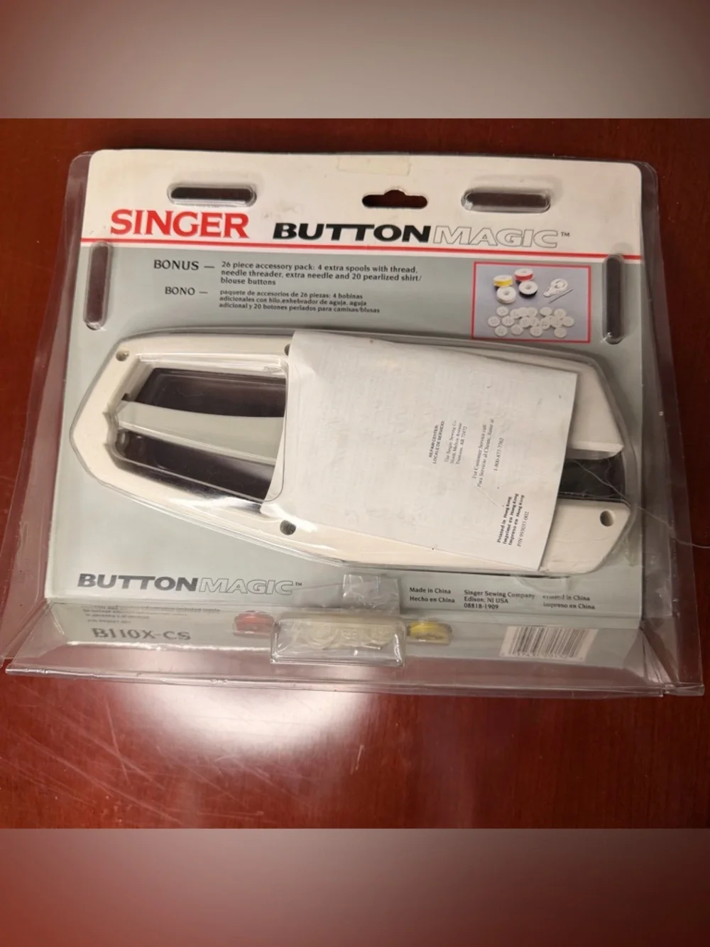 Singer Button Magic Button Attacher - White - Picture 2 of 4